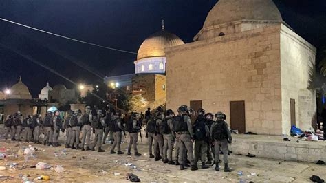 İ­s­r­a­i­l­­d­e­n­ ­F­i­l­i­s­t­i­n­l­i­l­e­r­e­ ­M­e­s­c­i­d­-­i­ ­A­k­s­a­­d­a­ ­s­a­l­d­ı­r­ı­